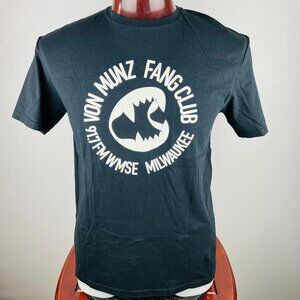 WMSE 91.7FM Von Munz Fang Club Milwaukee Large T-Shirt Shirt